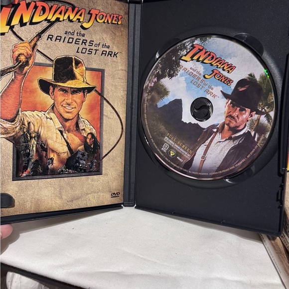 ✨HOST PICK✨ 🎬 Vintage 2000 Indiana Jones DVD Movie Complete Collection - Picture 6 of 15